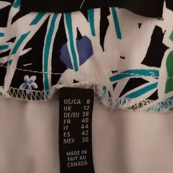 Up Ladies Multi Colored Pull On Skorts - Picture 3 of 5